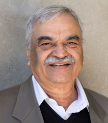 Kuppu Iyengar Photo: true